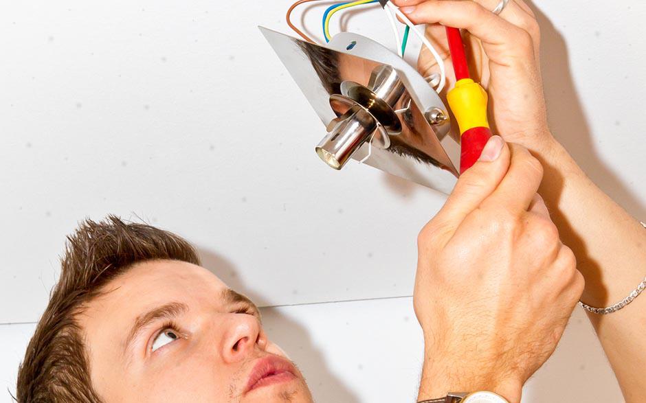 cherche électricien pas cher Le Pecq